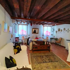 suite-ai-leoni.hotelinveneto.com/